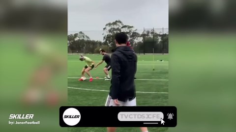 Can one player beat four defenders in tight space?