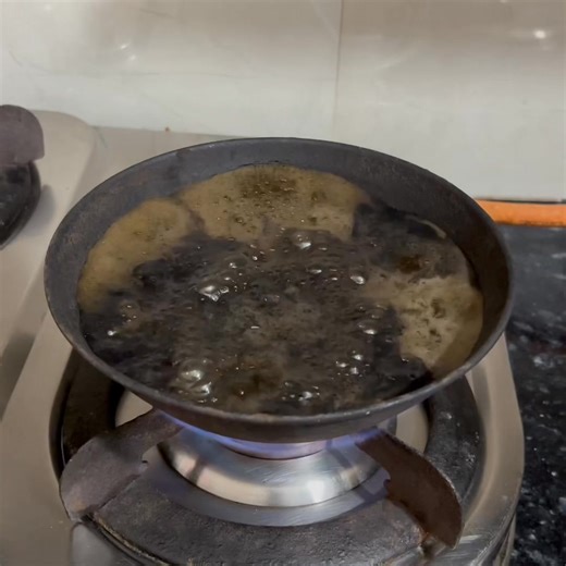 6.3K views · 40 reactions | Viral Amaltas Black Hair Dye to cover white hair *See True Result* #2025 Part 1 | Poonam Gilhotra | Facebook