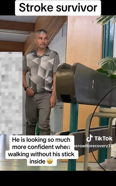 Walking without the stick inside the stroke centre #strokesurvivor #strokerecovery #handrehabilitation #fyp #strokewarrior #bekind #stroke #strokerehabilitation #paralysis #health #hemiplegic #growmyaccount #viral_video #footdrop #AFO #spasticity