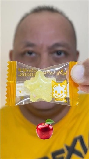 👂ASMR OSUMO GOODS JAPANESE HARD CANDY RED APPLE FLAVOR EATING SOUNDS👂#shorts #asmr