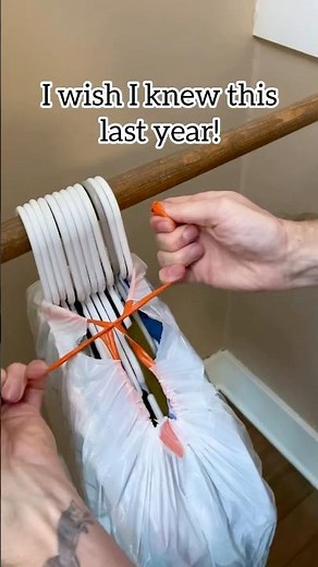 Use a trash bag for this easy closet packing hack for moving clothes! #Wardrobe #moving #storage
