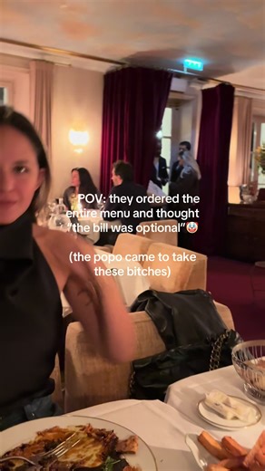 Hilarious Girls Dinner Drama in Paris