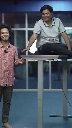 ATC Android ToTo Company Reviews GRID Elevating Desk ! 🤣 Grid Elevating Desk Pro. Free delivery in Dhaka and we deliver all over Bangladesh! Order now: https://99grid.com/.../products/grid-elevating-desk-pro More range and more power. For those who do more. • Dual Motor Setup • Height adjustable from 27” to 47” • 4 programmable settings • Upgraded electric dual motor • Quieter at just 40 dB • Improved load capacity of 100kg • Natural wood tops and classic finishes • Solid steel frame • Year lon