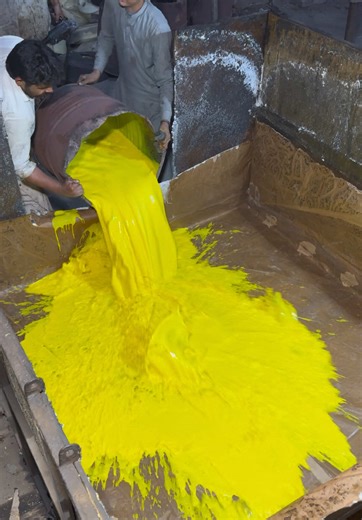 How Yellow Foam Is Produced: Manufacturing Process Insights