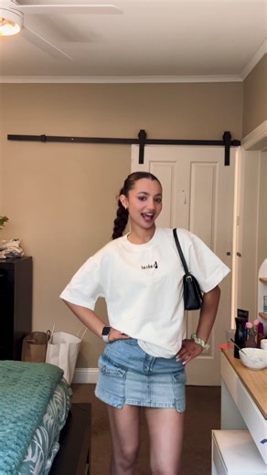 Stylish Summer Denim Skirt Outfit Ideas