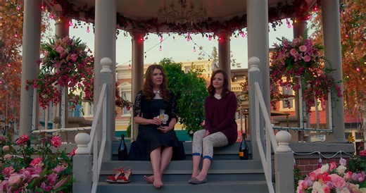 Lorelai and Rory’s Reunion From the First Few Minutes of Gilmore Girls: A Year in the Life