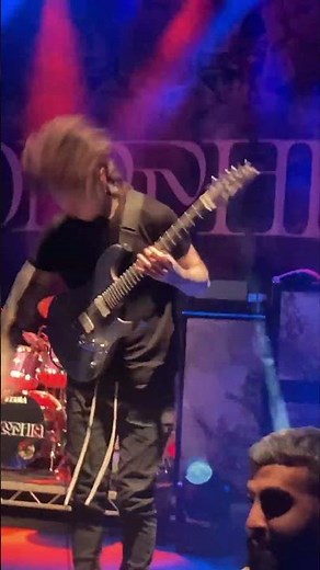 Polyphia live London - 40oz tapping section