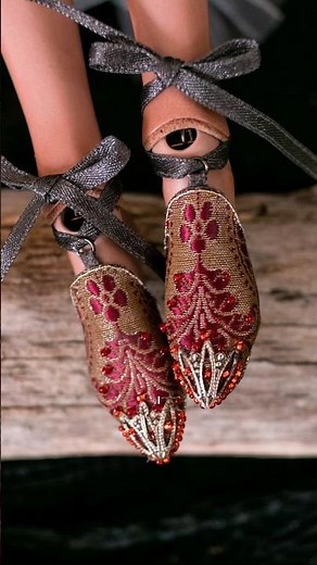 Making Costumes for Ball-Jointed Dolls - Embroidery & Beading