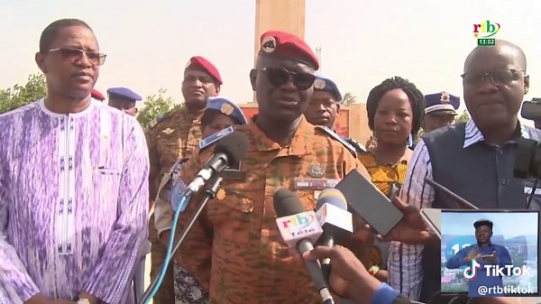 Cérémonie Militaire Journée Mondiale des Casques Bleus - Burkina Faso