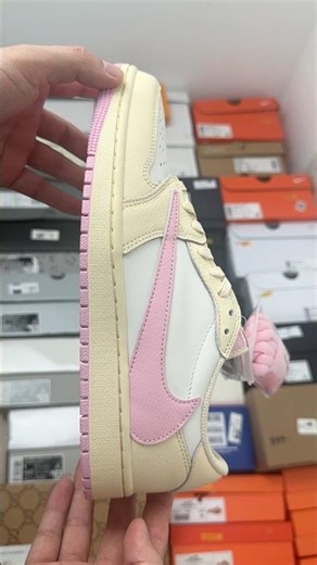 Jordan Brand × Travis Scott Air Jordan 1 Low OG