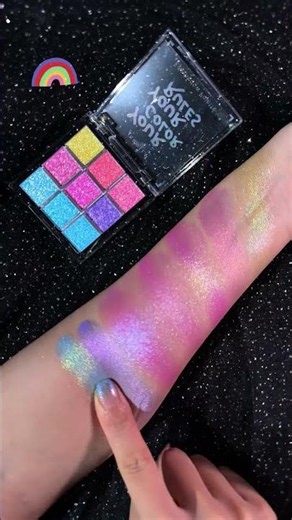This glitter eyeshadow CHANGES color in light! Rainbow holographic swatch