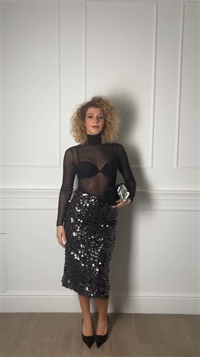 LOria BoutiQue on Instagram: "Quando ogni outfit sembra quello giusto. E scegliere diventa davvero difficile."