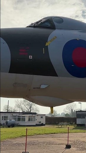 Vulcan B2 Delta Wing Bomber Overview