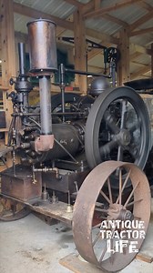 238K views · 7.1K reactions | International Harvester Company 25 Horsepower Mogul Portable engine. #gasengine #gas #agriculture #horsepower #dieselengine #diesepower #engines #farmlife #gasoline #farm #tractors #tractor #farmer #internationalharvester #dieselpower #diesel #antiquetractorlife #engine | Antique Tractor Life | Facebook