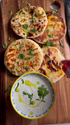 3 Ingredient Pita Recipe with Greek Yogurt