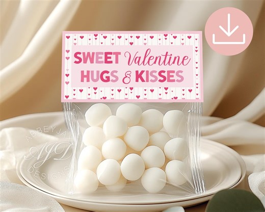 Valentine's Treat Bag Topper, Valentine Candy Bag Labels, Valentine's Day Bag Toppers, Hugs and Kisses, Printable Valentines Cookie Bag Tag - Etsy
