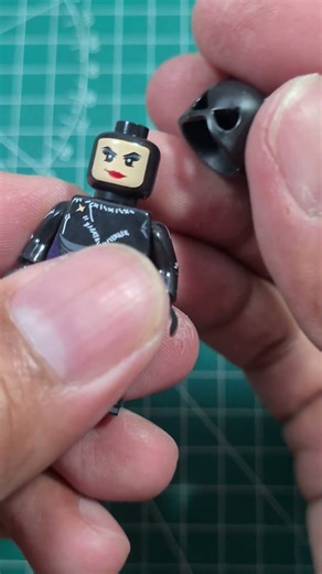 Lego Catwoman Michelle Pfeiffer - Batman Returns - DC Unofficial Minifigures by Kopf #justiceleague