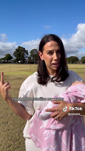 Im a formula feeding mum and I don’t know how I lived without this product #formulafeeding #newbornhack #howtoformulafeed