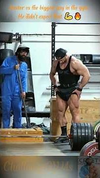 Janitor vs the biggest guy in the gym. He didn't expect that 💪🔥 13 #anatoly #prank #gym #gymprank