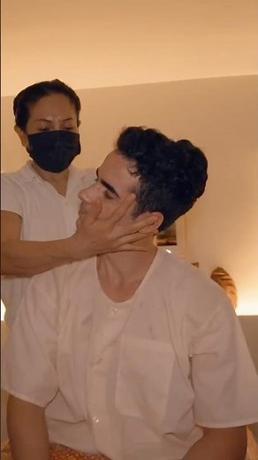 ASMR: Amazing Thai Foot Reflexology Massage #shorts