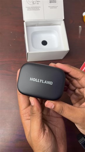 Zeeshan Siddique | Tech on Instagram: "World's smallest mic 🔥🫨 Hollyland Lark A1"