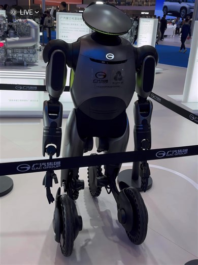 GAC Tech Robots and Air Cabs at Guangzhou Auto Show