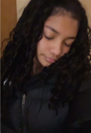 Pero yo si muevo esa mano🙄#fypシ #sofia #fypシ