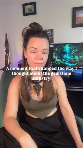 Chloe Fraser on Instagram: "This one smacked me in the face!! 😅🔥 A jeweller who has been in the industry for years won’t necessarily know much about identifying synthetic or treated gemstones.. 🪨 💎 The gemstone manufacturing industry is very good at what it does! ✨ #corundum #ruby #syntheticruby #gemmologist"