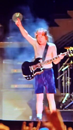 AC/DC Live In Concert! Aussie Rock!