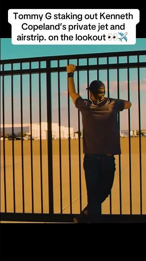 Staking out Kenneth Copelands private jet