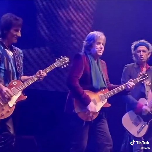 Reposted @thelegendsofmusic The Rolling Stones playing “Can’t You Hear Me Knocking” Live at the Glastonbury Festival in 2013 “Can’t You Hear Me Knocking” is one of the biggest songs in terms of length in The Rolling Stones discography. It comprises of two halves, where the main song is just two minutes and 43 seconds, while the remainder is an extended improvisational jam. What’s great about it is that the song was captured in one single take and the beautiful jam that occurs, in the end, was a