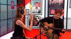 Aliocha Schneider et Charlotte Cardin interprètent "Ensemble" en direct dans Le Double Expresso RTL2 ❤️ | RTL2