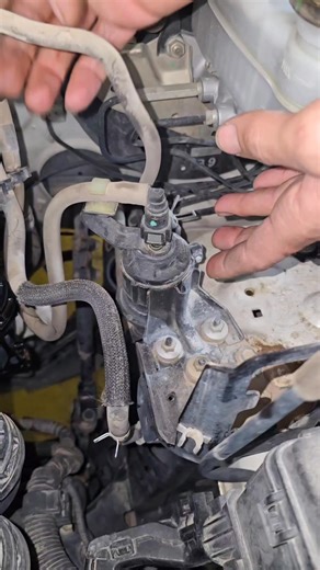 3.1K views | How to change fuel filter #DIY #Amazing #automotive | Inayat Ur Rahman | Facebook