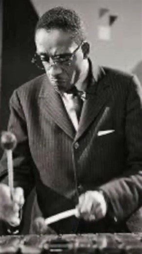 Milt Jackson #bebop #jazz #jazzmasters #jazzmusic #bebopjazz #music #jazzgenre #history#Jazzharp