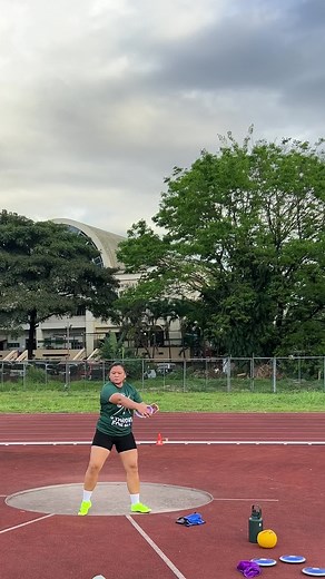 Hungrier every day. #discusthrow #shotput #throwing #trackandfield #trackandfieldforever #trackandfieldlife