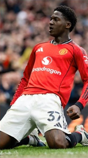 Kobbie Mainoo scored his first goal of the season to secure Manchester United 3-2 win over Liverpool