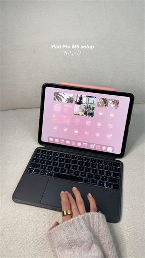 my pink iPad Pro M5 setup ✎🎀♡ #ipadpro #ipad #tech #apple #pink #techlover #ipadprom5 #keyboard
