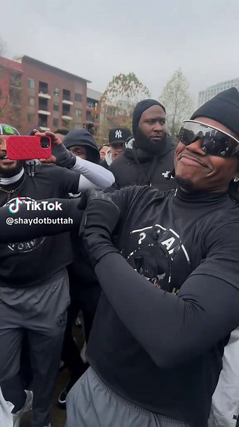 we love you! @Gunna 💨🩶 #wunnarun5k #wunnarun #atl | Gunna