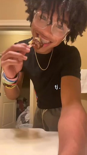 aj n tj . 💪🏾 (@dagoatbrothers)’s video of tj dreadhead