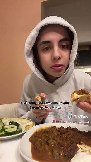 Ramadan Suhoor Mukbang: Best Foods to Eat During Sehri