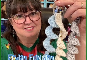 Friday Fun Day Beaded - Curly Icicle Ornaments Crochet Pattern