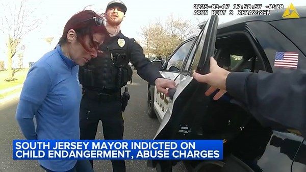 Lumberton mayor indicted on child endangerment, abuse charges