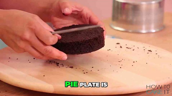 Fidget Spinner Cake - Baking Tiny Desserts!