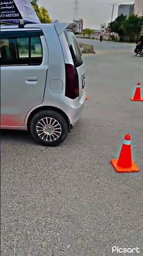 ids901 RIGHT DRIVING TIPS AND TRICKS FOR MANUAL VEHICLES DRIVING LESSONS #ids592 #internationaldrivi