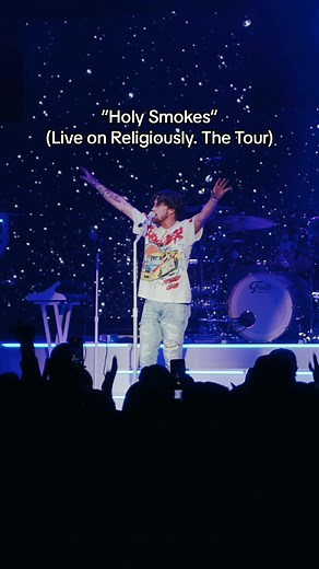 Music TikTok: Holy Smokes Bailey Zimmerman Live Tour