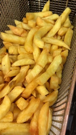 Chippy chips 🍟 🔥 #chips #food #takeaway #blackfriday #fyp