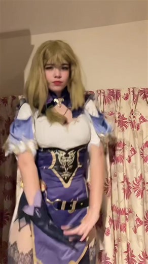 Challenges of Maintaining a Hat in Cosplay