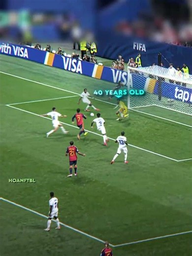 This Goalkeeper saved his Country 😲🙏