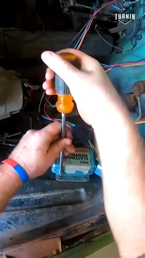 25K views · 465 reactions | #vintagecars #auction #abandonedcars #turninrust #restoration #RestoredCars #classiccars #restored #carrestoration #oldcars | Turnin Rust | Facebook