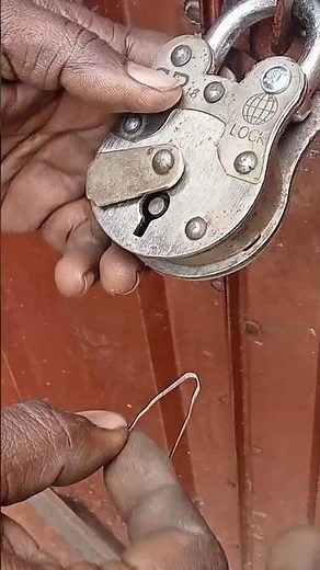 Desi Tala kholne ka tarika/how to desi lock open without key#lock #shotsviral